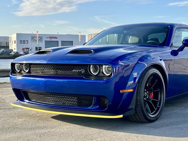 Dodge CHALLENGER SRT Hellcat redeye widebody jailbreak