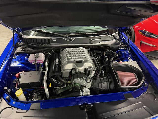 Dodge CHALLENGER SRT Hellcat redeye widebody jailbreak