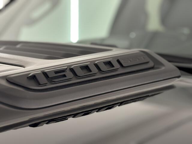 Dodge RAM PICKUP MY25 Laramie High Spec SST 3.0L TT 420pk pass.scherm