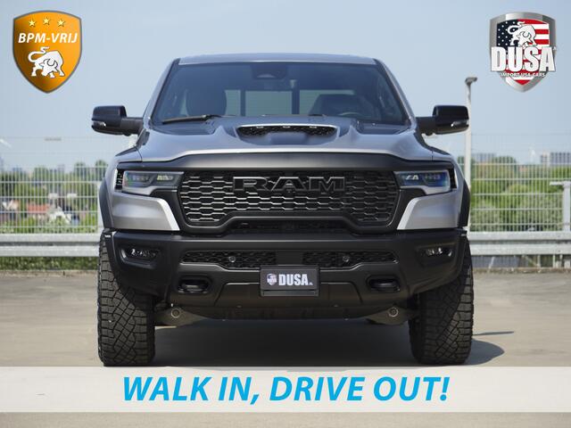 Dodge RAM PICKUP | RHO | 3.0L Twin-Turbo I6 | 4x4 | Crew Cab TWIN-TURBO HIGH OUTPUT | Panoramadak | 14,4-inch Touchscreen | Passenger Display | Getoonde accessoires zijn verkrijgbaar tegen meerprijs