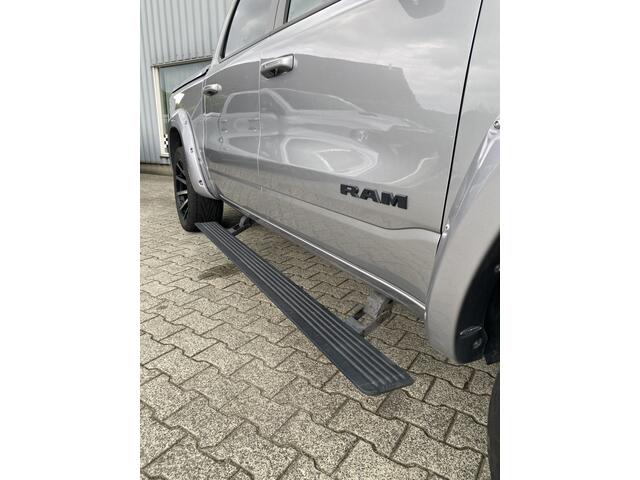 Dodge RAM PICKUP 5.7 V8 4x4 Nieuwstaat Lage KM N.A.P.