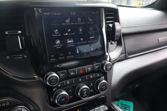 Dodge RAM PICKUP 5.7 V8 laramie | Geen import | Stoelverwarming/koeling | T