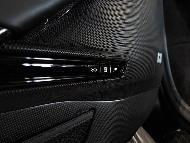 Ferrari SF90 Stradale 4.0 V8 Assetto Fiorano Novitec | Full Carbon