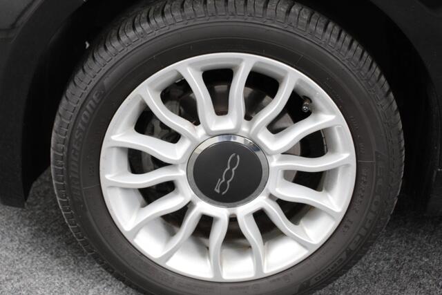 Fiat 500 1.2 Lounge | Navigatie | Lederen Interieur | Climate Control | Panoramadak | Parkeer sensoren