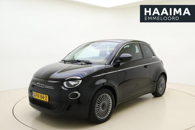 Fiat 500 Urban 42 kWh 118pk | Climate Control | Lichtmetalen Velgen | Cruise Control | Apple Carplay - Android Auto | Lage Kilometerstand | DAB Radio