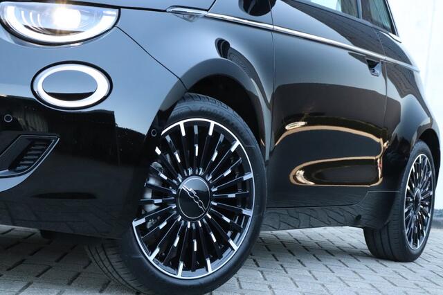 Fiat 500 La Prima 42 kWh | Schuifdak | Technology | Winter | 17"