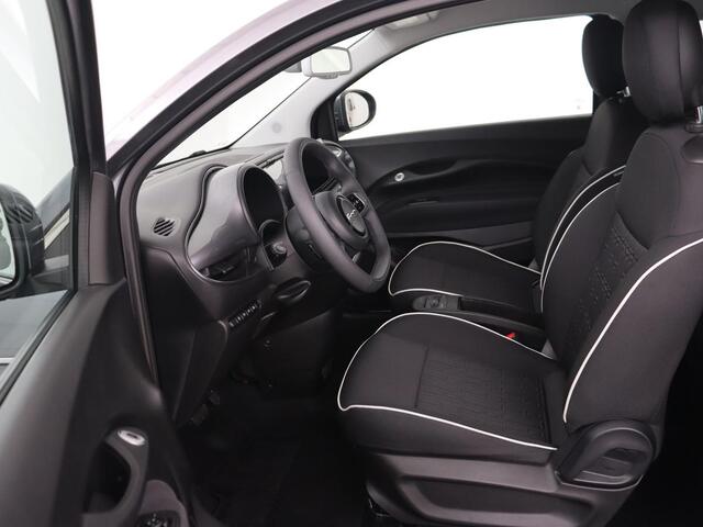 Fiat 500 Icon 42 kWh | Carplay | Cruise control | Climate control | Bluetooth | 16'' lichtmetalen velgen