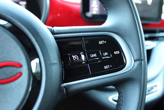 Fiat 500 RED 42 kWh | Navigatie | Winterpack | Red edition