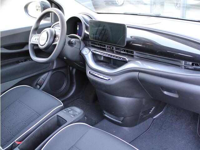 Fiat 500 Urban 24 kWh VOORRAAD KORTING