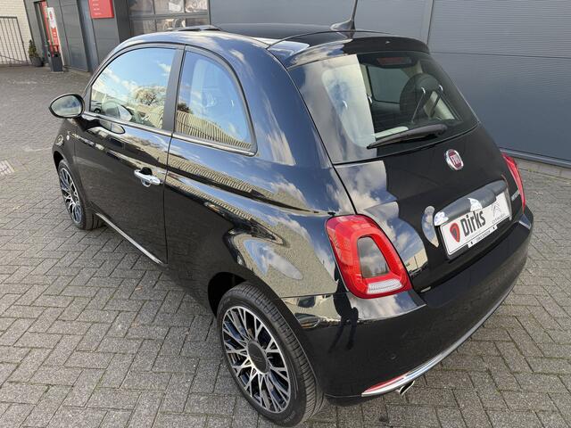 Fiat 500 70pk Hybrid Dolcevita (Automatische Airco - Navigatie - 16" velgen - Panoramadak - Apple Carplay - Parkeersensoren - Leder/stof))
