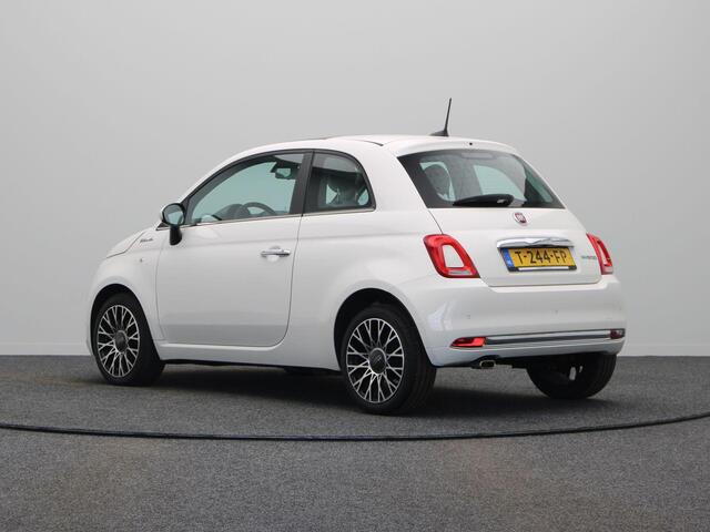 Fiat 500 1.0 Hybrid Dolcevita | Lichtmetalen velgen | Panoramisch dak | Apple Carplay/Android Auto | Climate control |