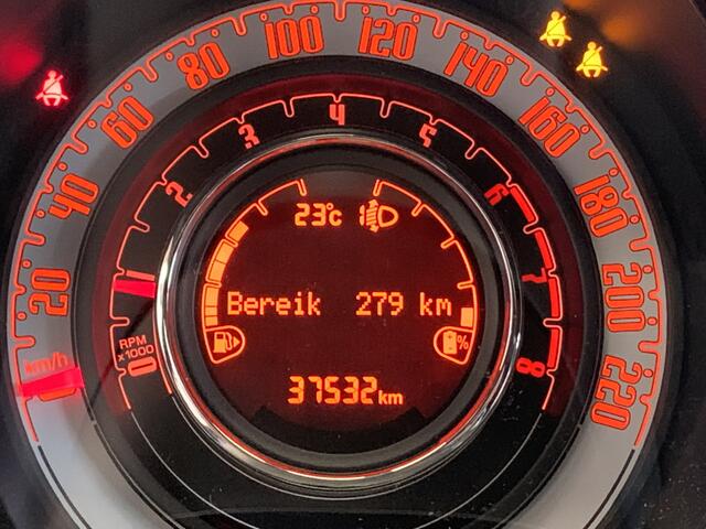 Fiat 500C 1.0 Hybrid Sport AIRCO-LEDER-NAVI by CARPLAY-CRUISE-LMV