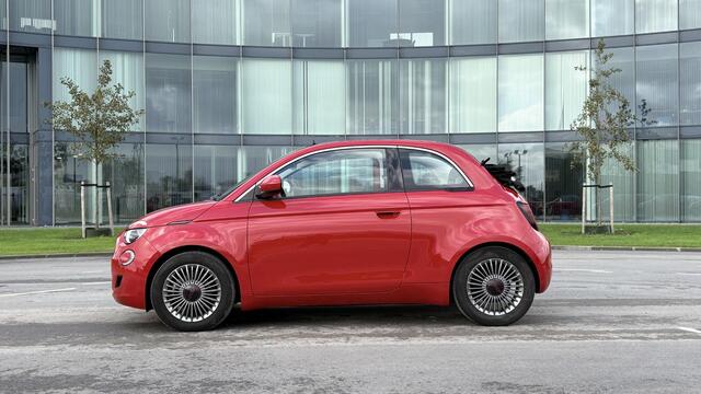 Fiat 500C RED 42 kWh
