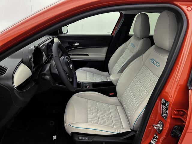 Fiat 600 600e La Prima 54 kWh Leder, Carplay, Adaptive Cruise