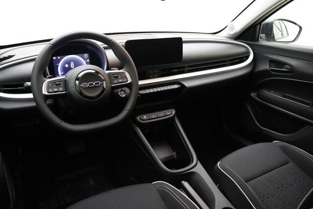 Fiat 600 1.2 Hybrid Urban 136 PK | Navigatie | Keyless | Climate control | Lichtmetalen velgen | Parkeersensoren | Camera