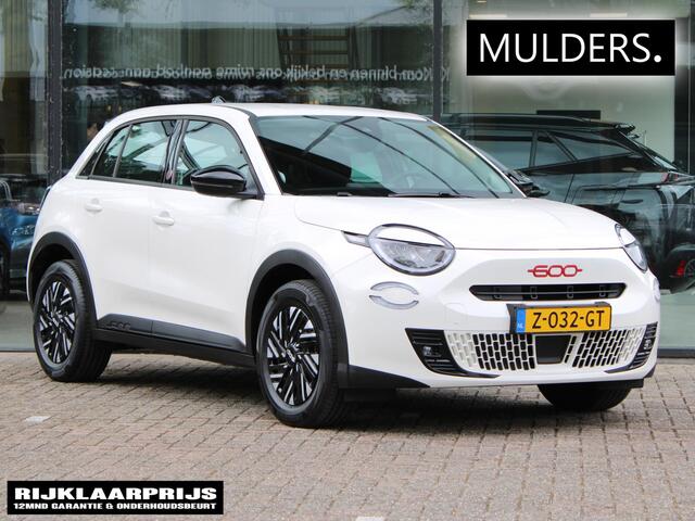 Fiat 600 600e RED 54 kWh | Apple Carplay / Climate / Cruise