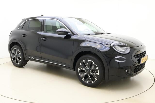 Fiat 600 Hybrid 110pk Automaat La Prima | Navigatie | Apple Carplay/Android Auto | Stuur- en stoelverwarming | Climate Control | Adaptieve Cruise Control | Voorruitverwarming