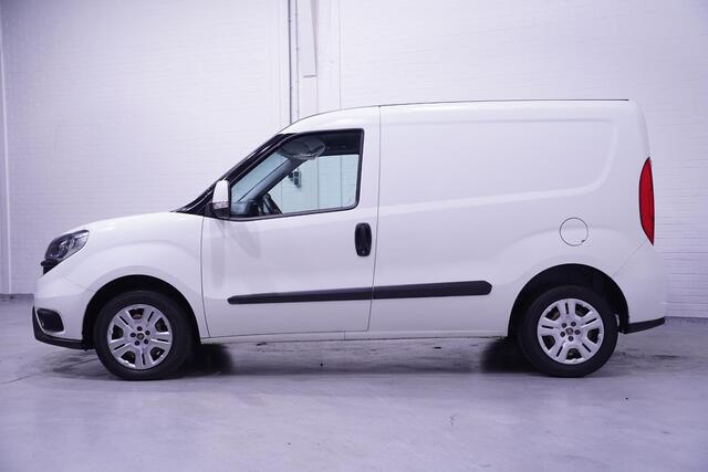 Fiat DOBLO 1.3 MJet 95 pk L1 Airco, Navi, Cruise Control Laadruimte Pakket, PDC achter, 3-Zits