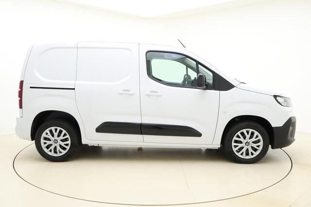 Fiat DOBLO 1.5 BlueHDi 100pk S&S L1 1000kg | DEMO | Climate control | Keyless | Stoel & Stuurverwarming | Cruise control | Parkeersensoren | Navigatie via Carplay | Nieuw