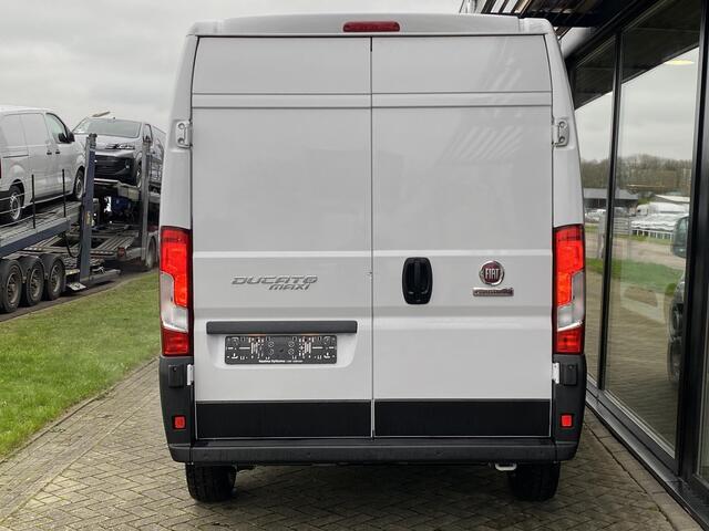Fiat DUCATO 35 2.2D 180pk Automaat L2H2 | VOORRAAD | Snel leverbaar | Verzwaarde vering | Luxe tussenwand | Comfort bestuurderstoel | All season banden | Bluetooth | Airco