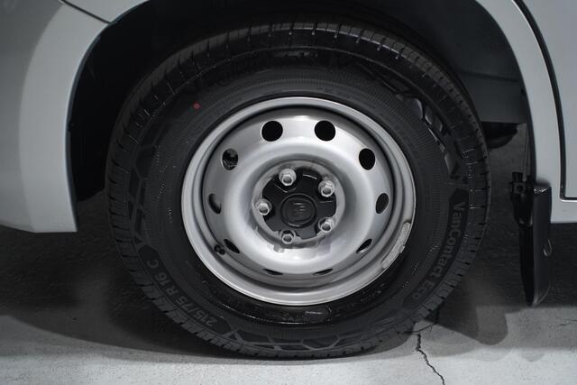 Fiat DUCATO 2.2 Mjet 140 pk Autotransporter Tijhof BPM vrij Airco, Trekhaak 3.000 kg, Cruise control, Nieuw 2024, 3-Zits