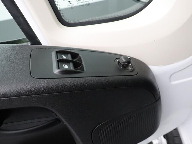 Fiat DUCATO 2.3CDTi 140PK Bakwagen+Laadklep 750kg | Airco | Camera | 3-Persoons | Dakspoiler