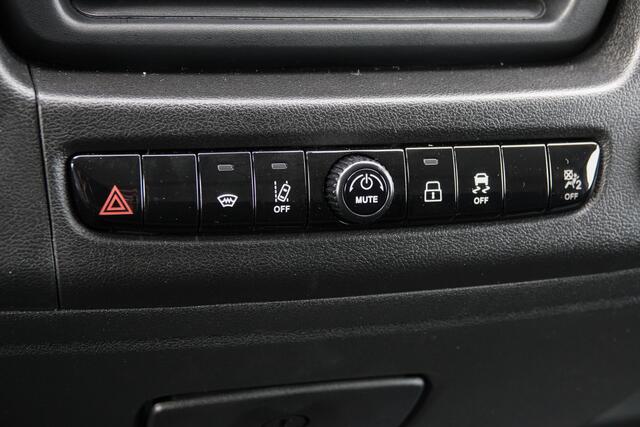 Fiat DUCATO L2H2 2.2 MultiJet 140Pk Aut. | 35 | Stoel-Bank | Achteruitrijcamera | Webasto standkachel | Laadruimtebetimmering | Trekhaak