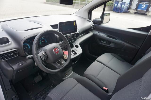 Fiat E-Doblo L1 50 kWh Plus BPM VRIJ Climate, Navi, Camera, Betimmering, 2x Schuifdeur!! NR. J634*