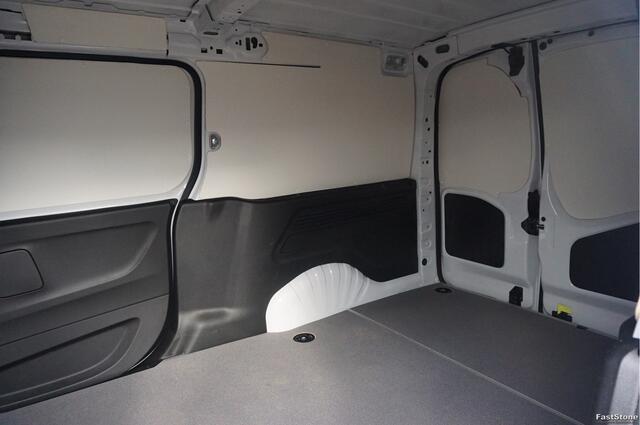 Fiat E-Doblo L2 50 kWh Plus BPM VRIJ Climate, Navi, Camera, Betimmering, 2x Schuifdeur!! NR. J141*