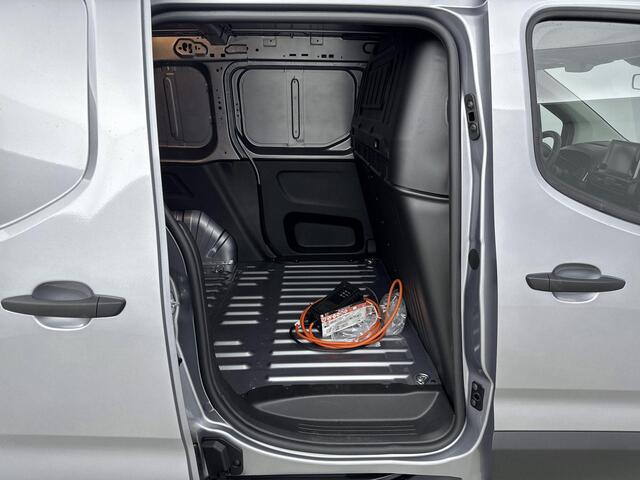 Fiat E-Doblo 136PK 50kWh L1H1 | 1ste eigenaar | Navigatie | AppleCarPlay/AndroidAuto | Houtenlaadvloer | Cruise Control | Climate Control | Navigatie | Parkeersensoren | DAB Radio | Armsteun | Parkeersensoren |