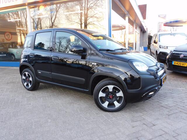 Fiat PANDA 1.0 Hybrid Cross 5 zitplaatsen