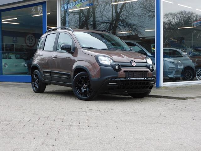 Fiat PANDA 1.2 cross Trussardi zeldzaam !