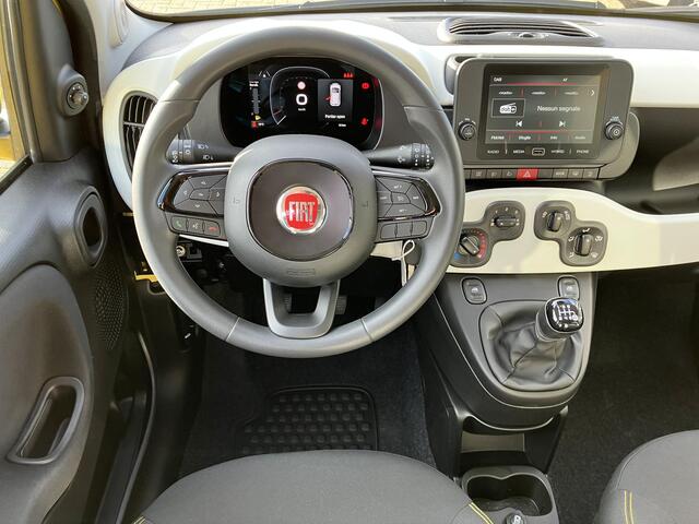 Fiat PANDA 1.0 Hybrid Pandina | VOORRAAD | Digitale cockpit | Parkeersensoren | Apple Carplay | Android Auto | Cruise Control