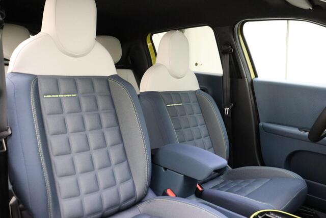 Fiat PANDA Grande La Prima 11 kW 44 kWh | Nu in de showroom! | Navigatie | Camera | Stoelverwarming | Voorruitverwarming | LED verlichting | Lichtmetalen velgen