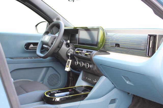 Fiat PANDA Grande 1.2 Hybrid Icon Nieuw uit voorraad leverbaar