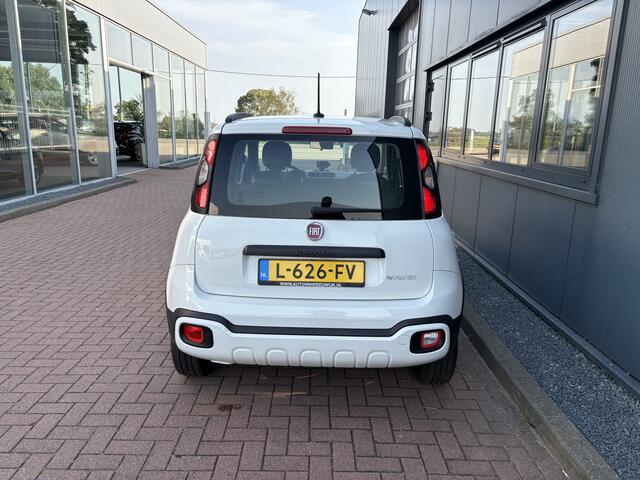 Fiat PANDA 1.0 Hybrid City Cross CLIMA/MEDIA/DAB/LED/17.000KM!!