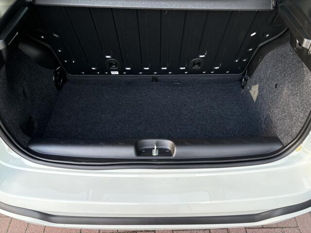 Fiat PANDA 1.0 Hybrid City Cross CLIMA/MEDIA/DAB/LED/17.000KM!!