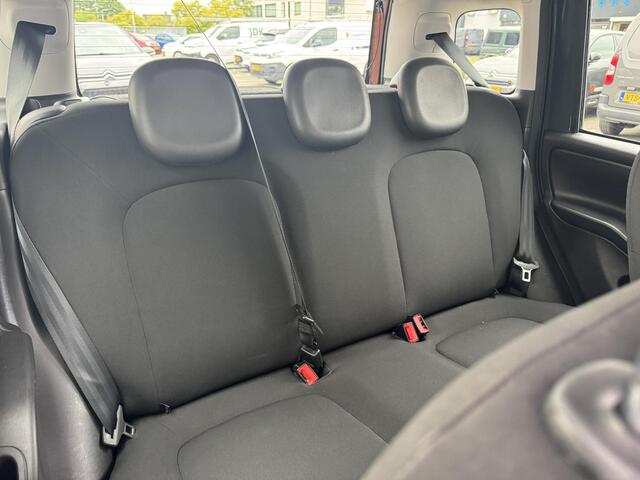 Fiat PANDA 1.0 Hybrid RED Cross | Apple carplay | Climate control | Prijs is rijklaar!