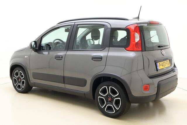 Fiat PANDA 1.0 Hybrid City Life | Navigatie via Carplay | 3 Zitplaatsen | Airco | Dakrails | Hoge instap | City functie | Metaallak | Electrische ramen