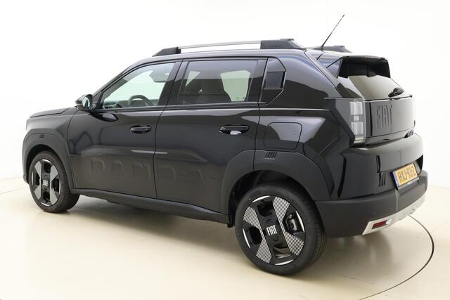 Fiat PANDA Grande La Prima 11 kW 44 kWh | NIEUW MODEL | Navigatie | Climate control | Camera | Hoge instap | Dakrails | Stoel- en stuurverwarming | verwarmbaar voorraam