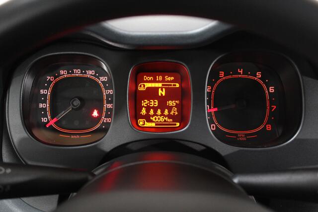 Fiat PANDA 0.9 TwinAir Popstar Automaat | Airco | Trekhaak