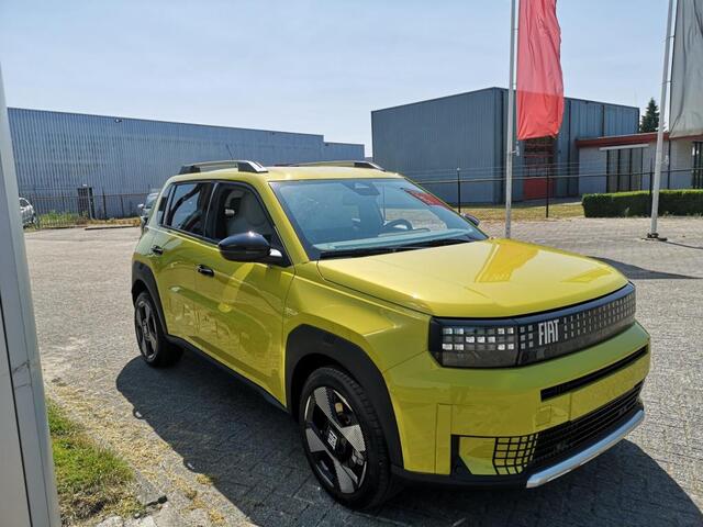 Fiat PANDA Grande La Prima 11 kW 44 kWh | Op voorraad | Full Option | Winter pack | Camera |