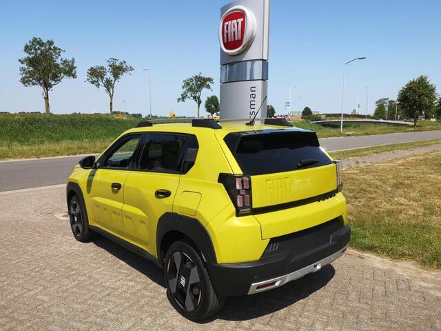 Fiat PANDA Grande La Prima 11 kW 44 kWh | Op voorraad | Full Option | Winter pack | Camera |