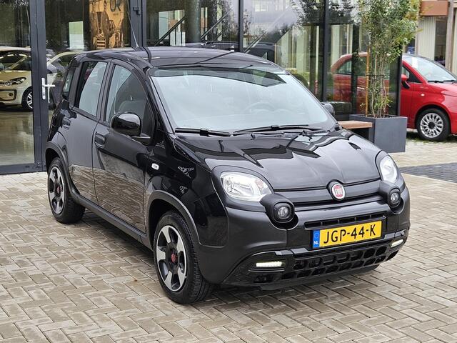 Fiat PANDA 1.0 Hybrid City Cross Hoge instap