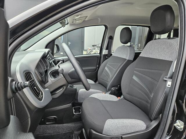 Fiat PANDA 1.0 Hybrid City Cross Hoge instap