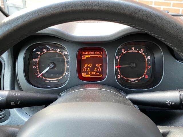 Fiat PANDA 0.9 TWINAIR LOUNGE 80 PK AIRCO TREKHAAK BLUETOOTH