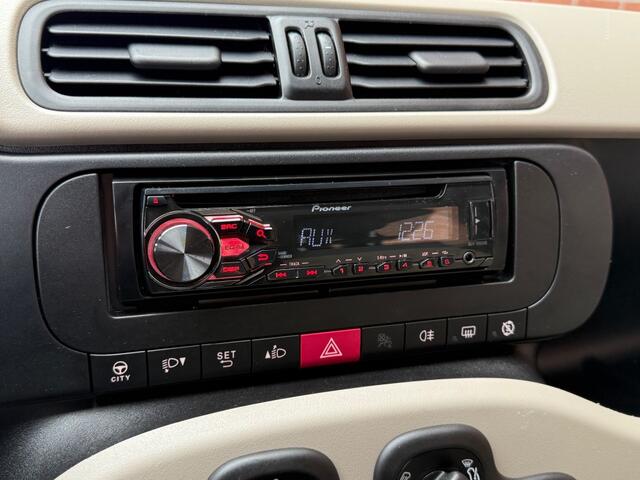 Fiat PANDA 0.9 TWINAIR EDIZIONE COOL AUTOMAAT AIRCO TREKHAAK PDC ELEK-RAMEN NAP
