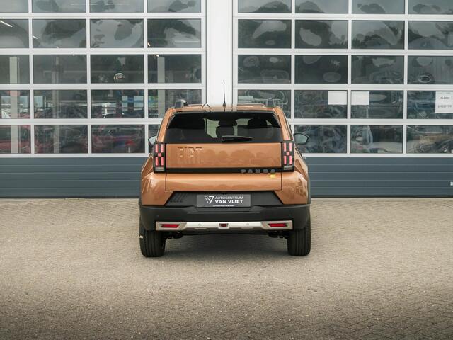 Fiat PANDA Grande La Prima 44 kWh | Uit voorraad leverbaar | Clima | Cruise | Camera | Apple Carplay | 17" | Navi | Winter Pack