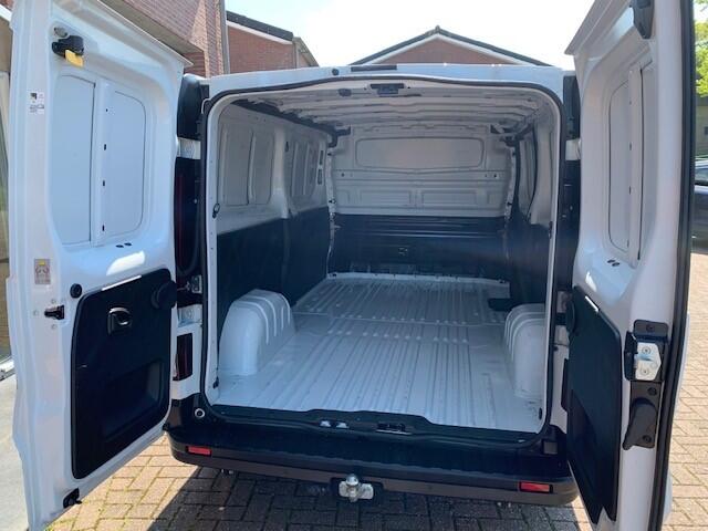 Fiat TALENTO 2.0 140 pk L2 Cruise-Navigatie-Trekhaak 15.000 km