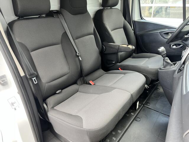 Fiat TALENTO 2.0 MultiJet L1H1 146pk Airco Cruise controle Trekhaak 2000kg trekgewicht Schuifdeur Parkeerhulp achter Bluetooth telefoon voorbereiding 3-Persoons Euro 6